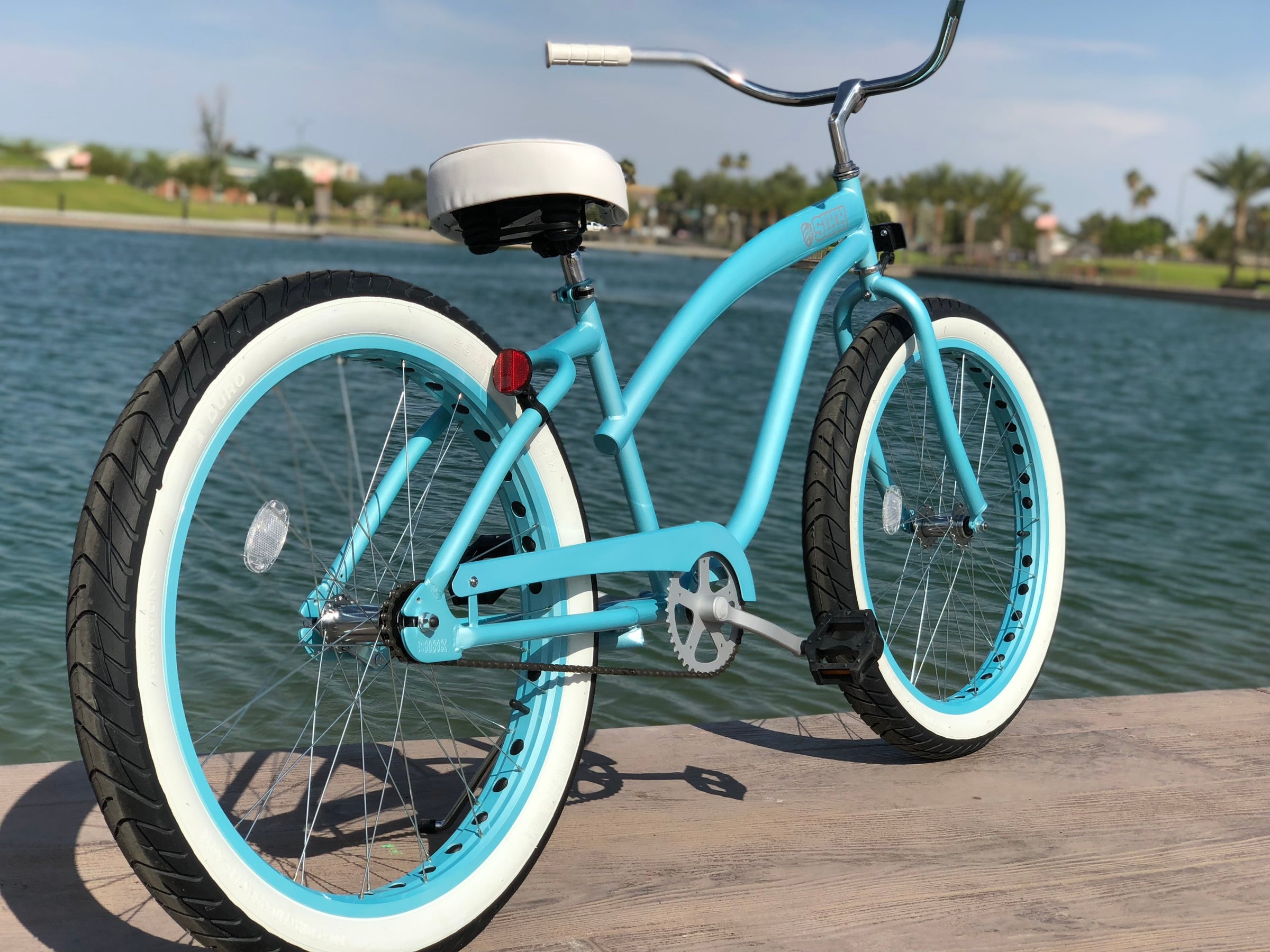 White wall tires clearance for beach cruiser